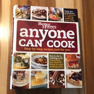 NWT Better Homes & Gardens “Anyone Can Cook” Book